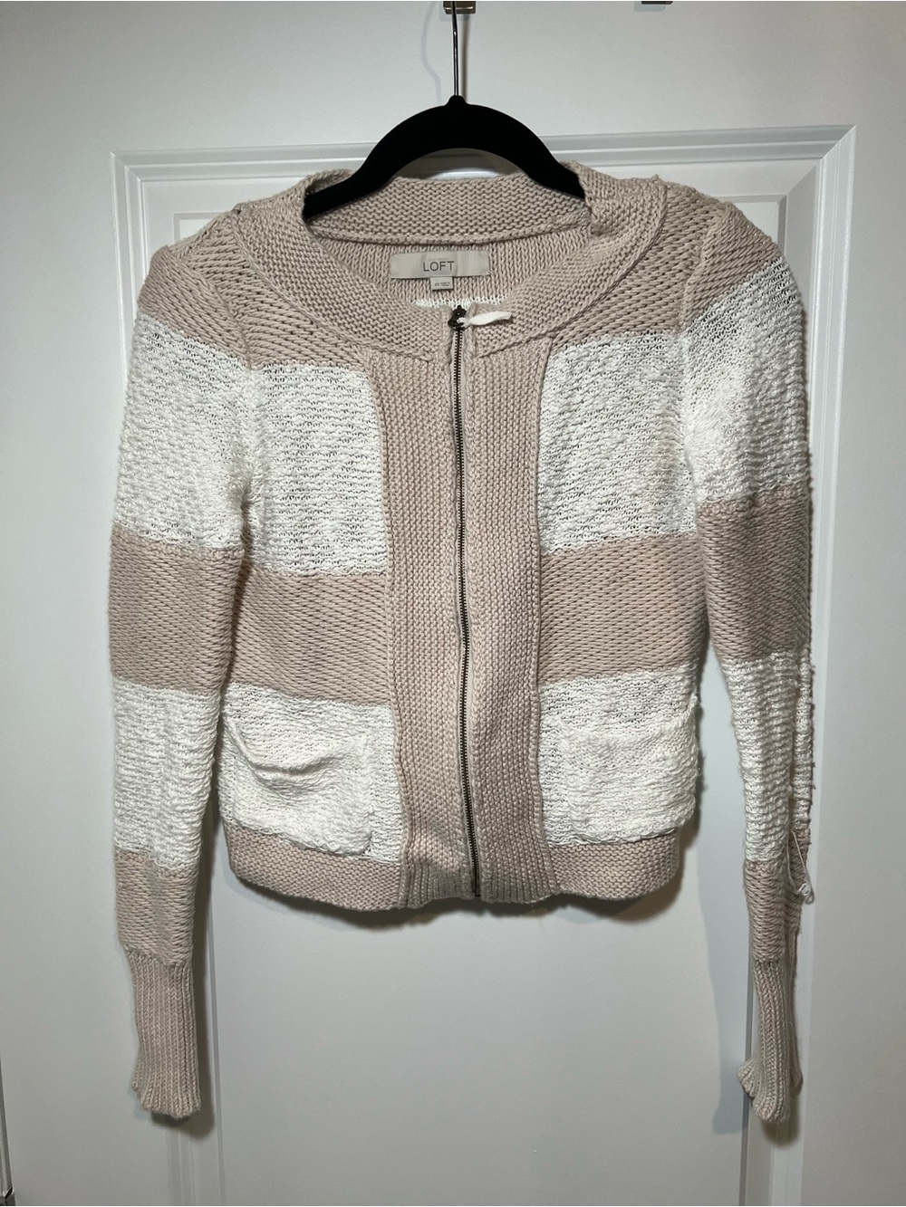 LOFT Colorblock Knit Zip Cardigan Sweater | XS | Beige & White